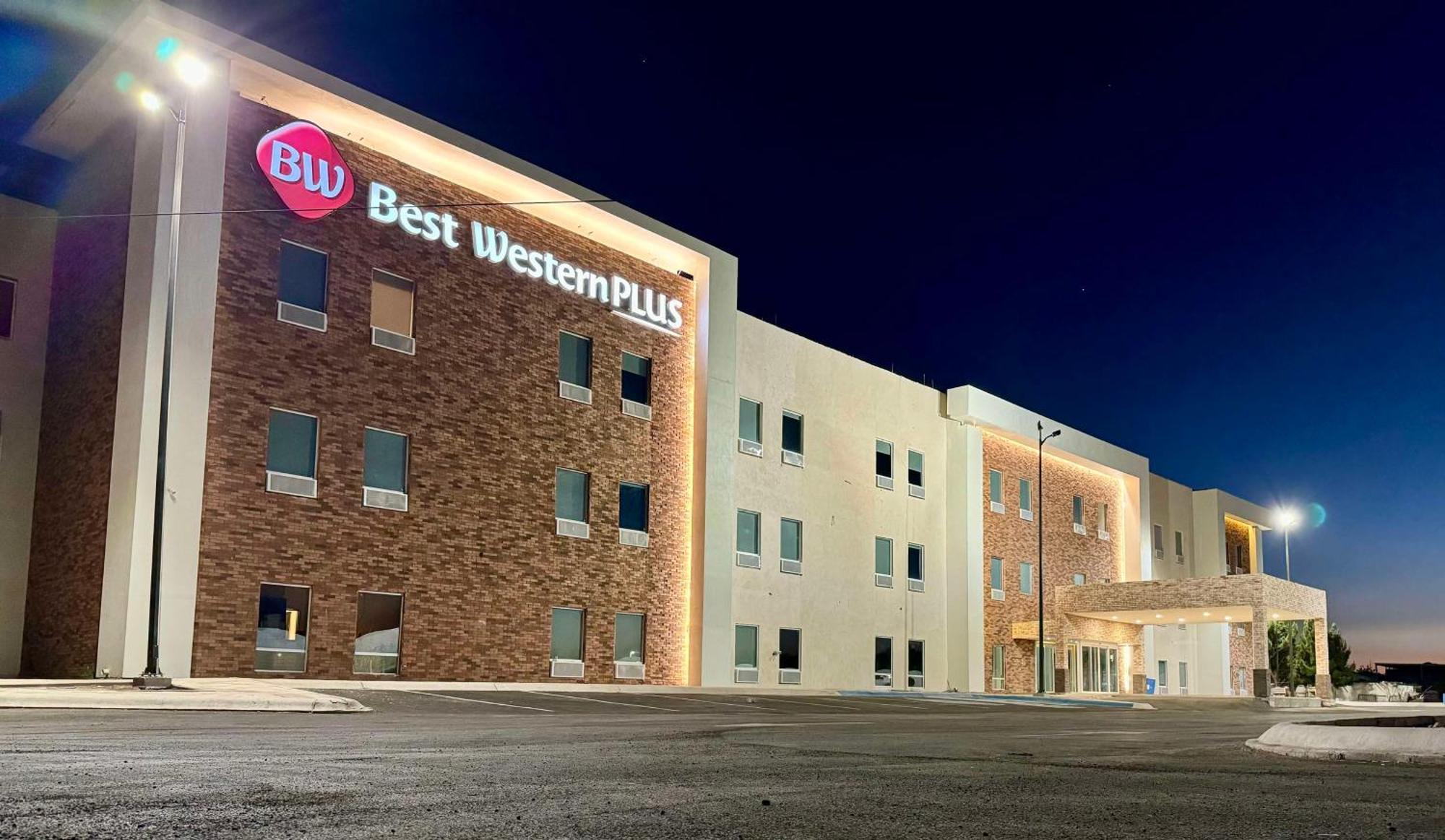 Best Western Plus Sacramento Chihuahua Dış mekan fotoğraf